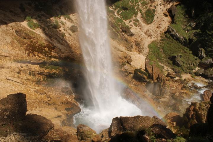 Peritschnik Tal regenbogen